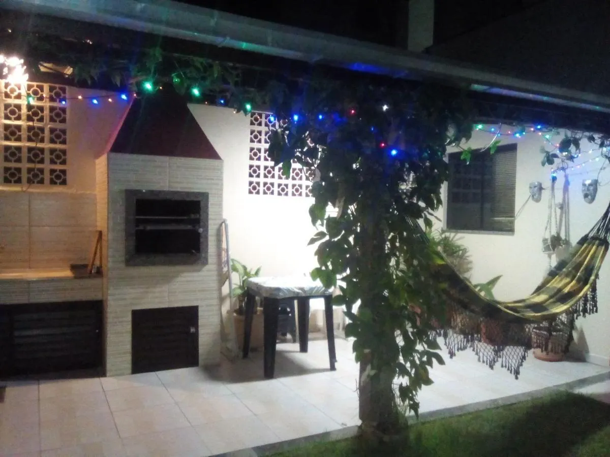 הוילה בומבינאס Residencial Susy 0*,