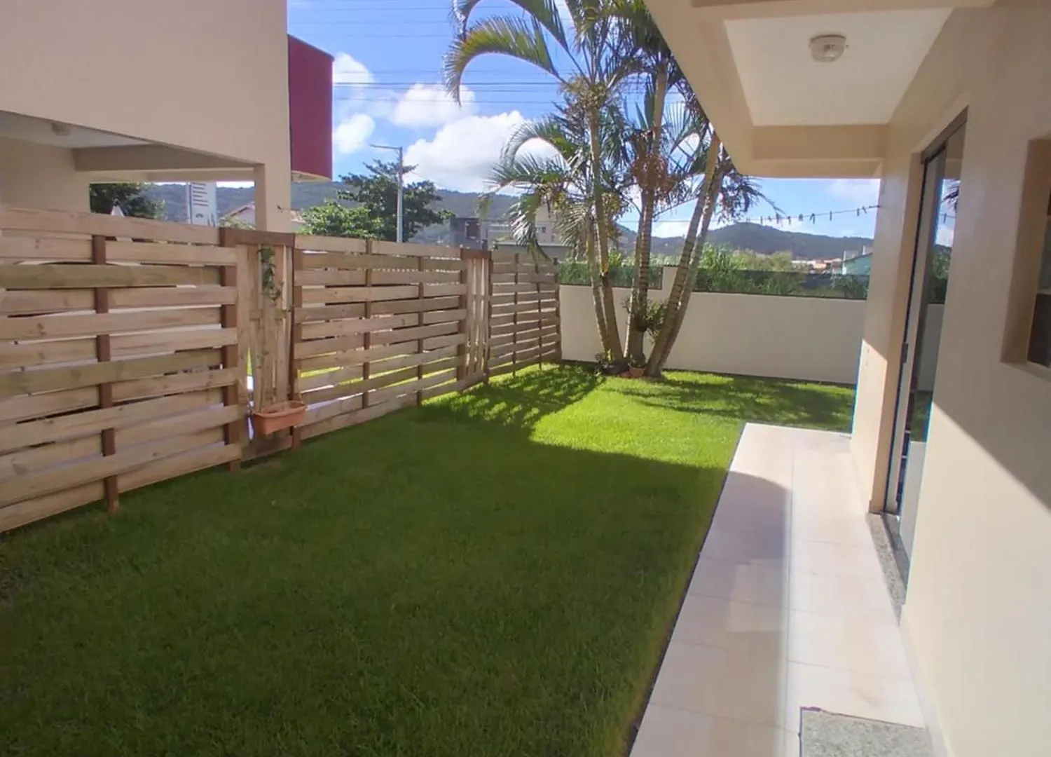 הוילה בומבינאס Residencial Susy