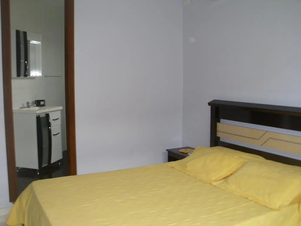 הוילה בומבינאס Residencial Susy 0*,  ברזיל